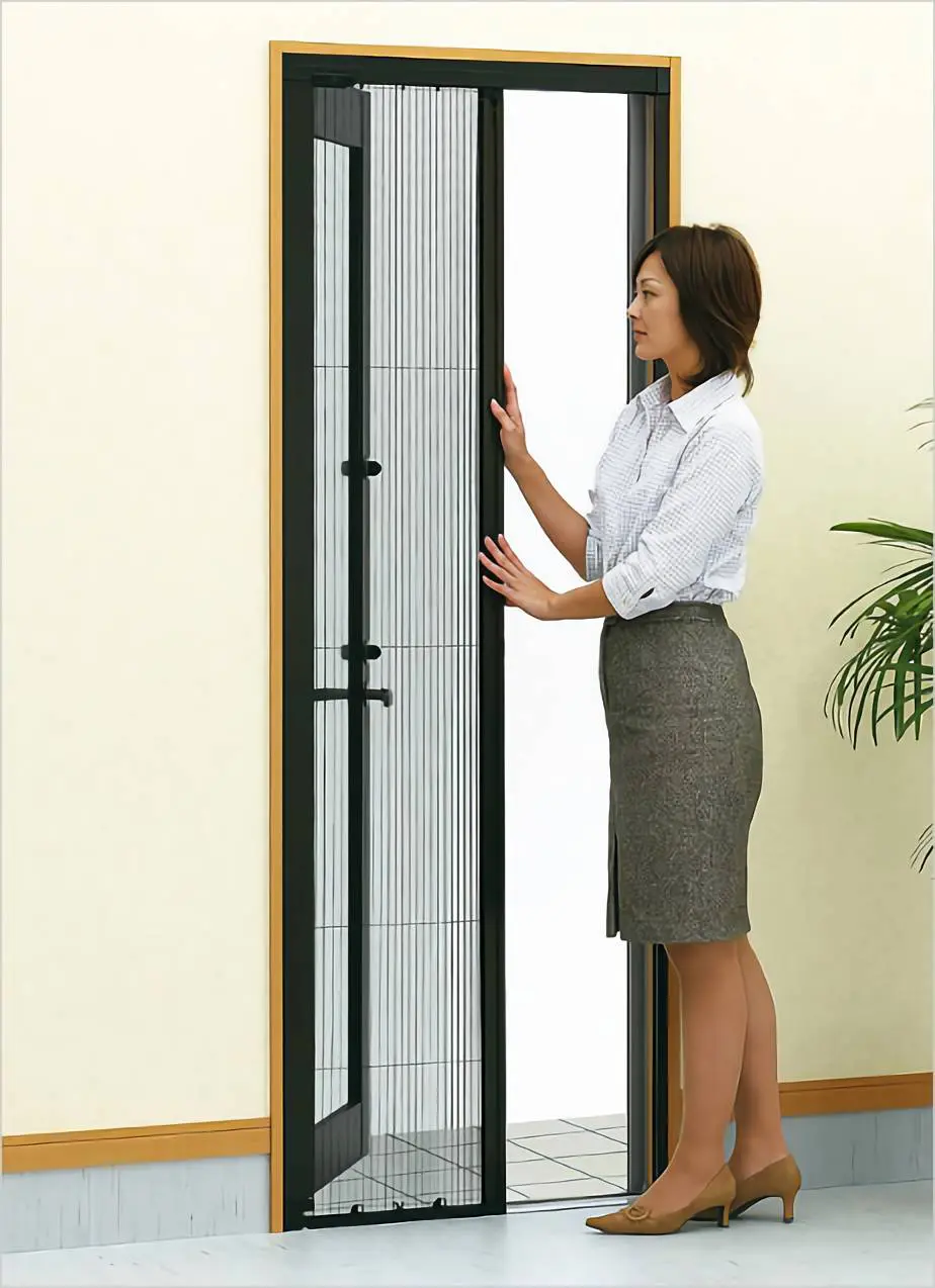 網戸を取付 - 新潟県長岡市、窓・玄関・エクステリアリフォーム専門店