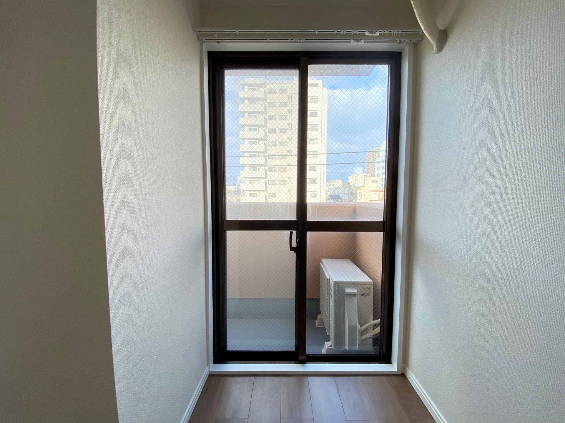 新潟市　最小限の増し枠を使った内窓の設置方法の施工事例