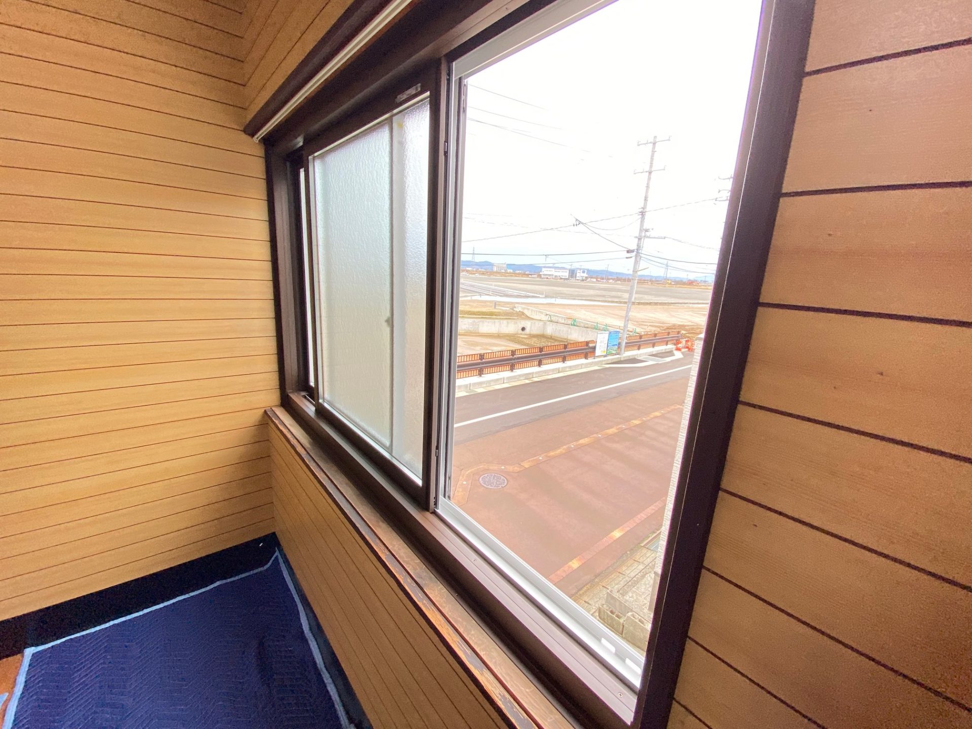 長岡市　古くなった窓は断熱タイプの窓へ交換がオススメの施工事例