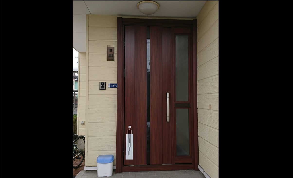新潟市　寒くて結露していた玄関を断熱ドアへ交換の施工事例