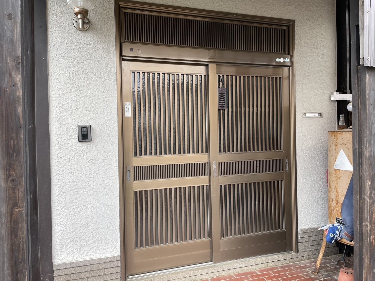 【長岡市の施工実例】YKKAPドアリモ　有効開口を広く取れる2枚連動引込戸の施工事例