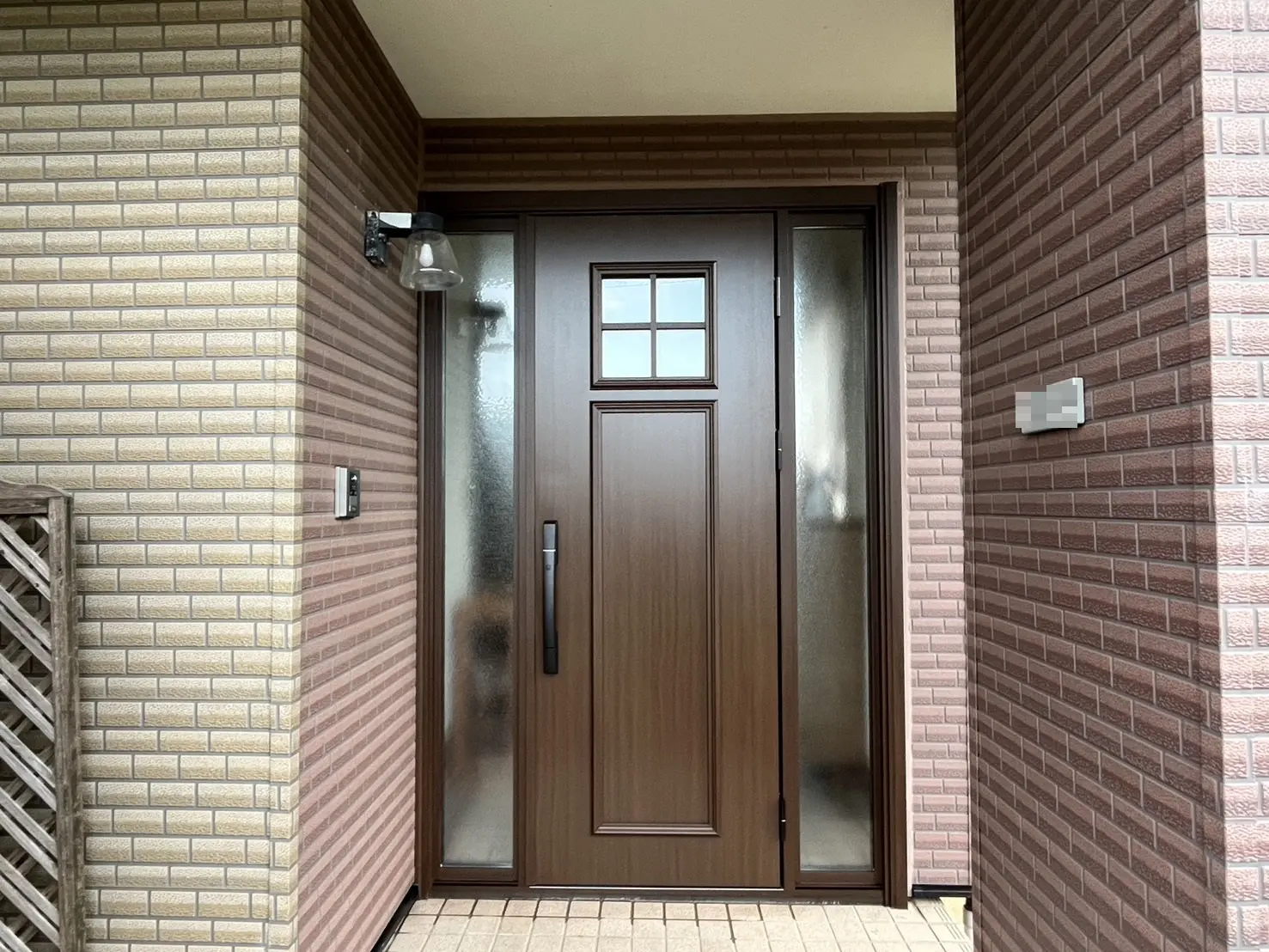 新潟市】玄関ドアリフォーム他社比較！迷ったら説明や提案力を比べて