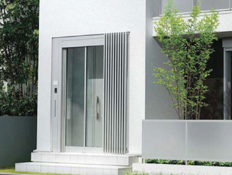 袖スクリーンを組み合わせた風除室