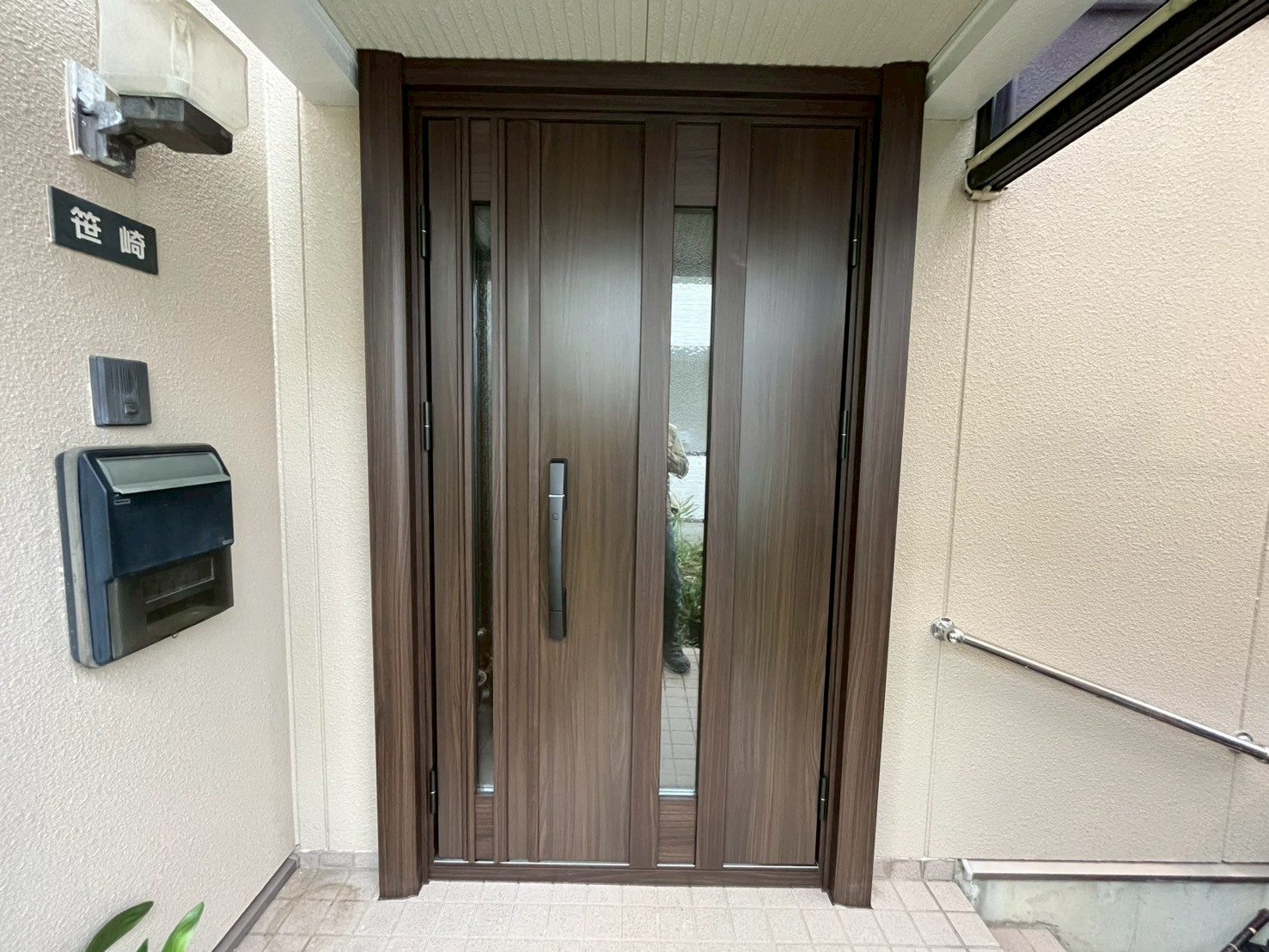 【長岡市】スマートコントロールキーで便利な玄関に　YKKAPドアリモC07の施工事例