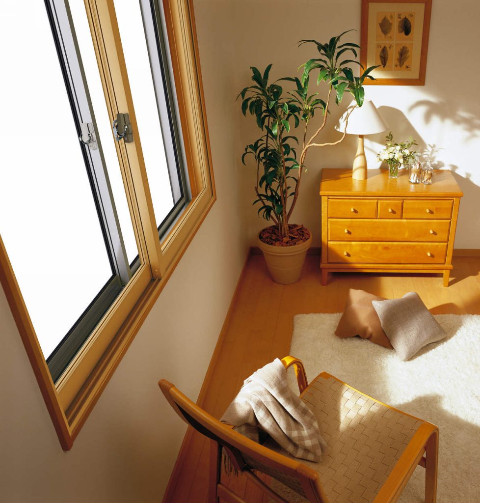 内窓を設置して二重窓にした暖かい部屋